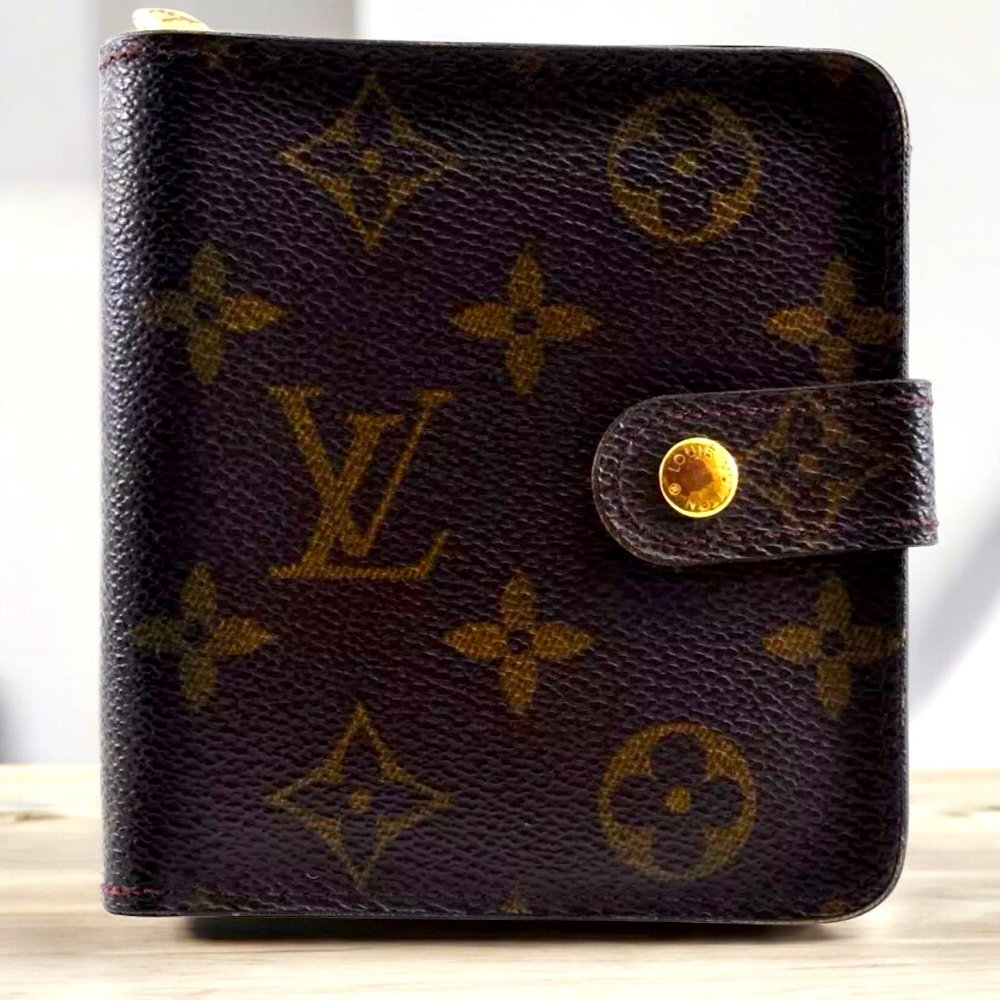 Louis Vuitton LV Monogram Bi-Fold Wallet Leather PVC Brown Used Auth